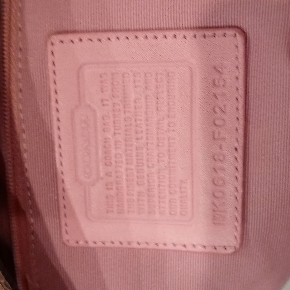 Coach vintage signature bag. - Picture 11 of 14